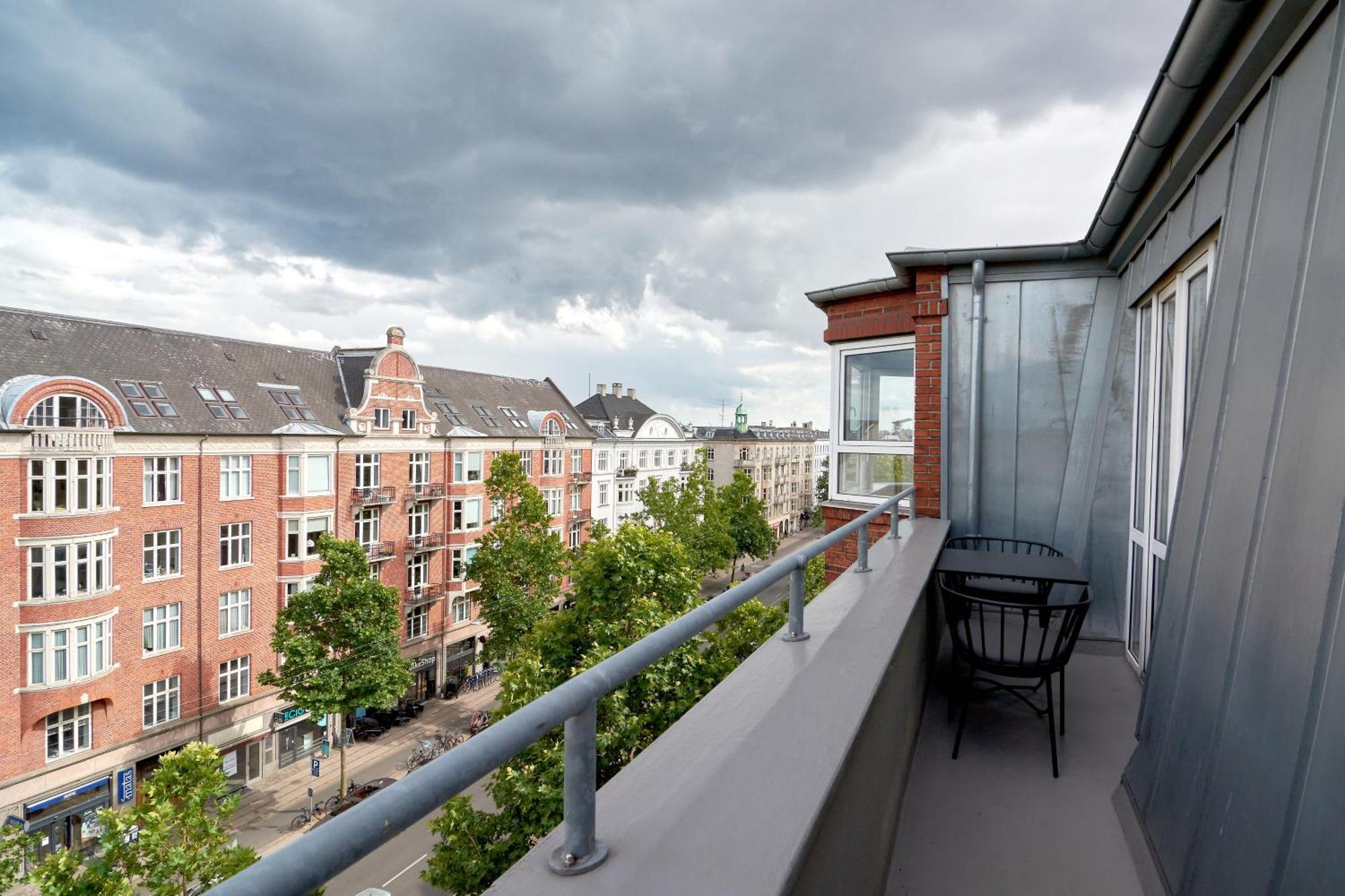 Beautiful 3 Bedroom Apartment Near Shopping & Metro โคเปนเฮเกน ภายนอก รูปภาพ